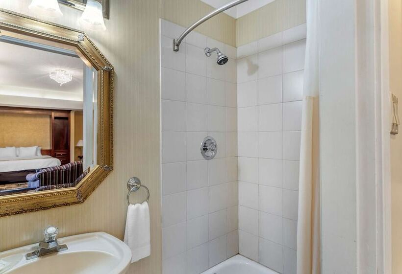 בית מלון כפרי Quality Inn & Suites Garden Of The Gulf