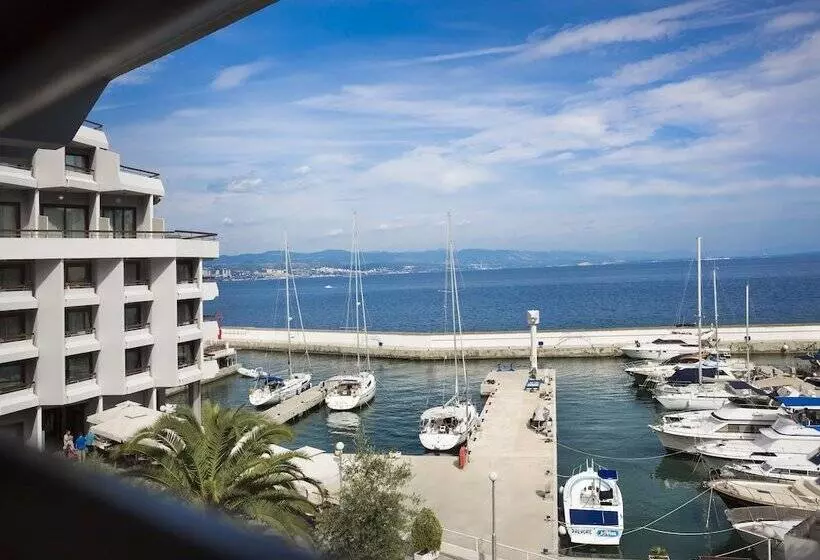 호텔 Admiral   Liburnia