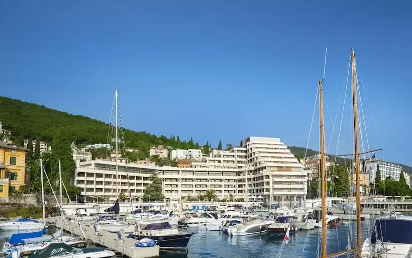 호텔 Admiral   Liburnia