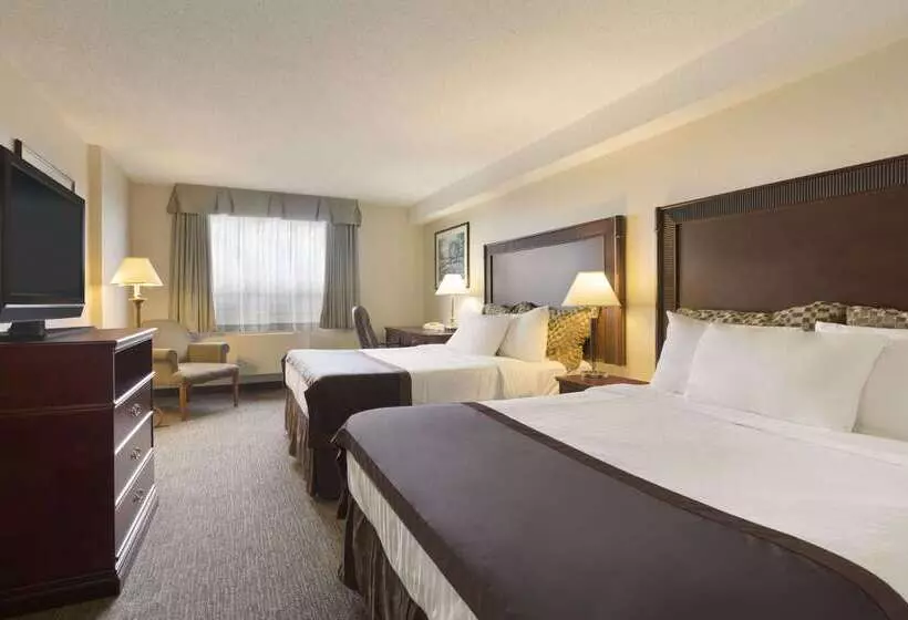 Travelodge Hotel By Wyndham Vancouver Airport