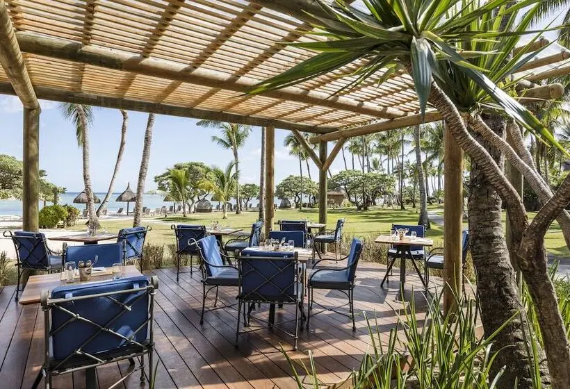 استراحتگاه La Pirogue Mauritius