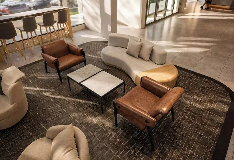 Travelodge Hotel By Wyndham Vancouver Airport