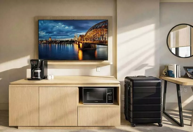 Travelodge Hotel By Wyndham Vancouver Airport