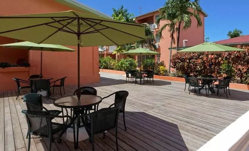 Worthing Court Apartment