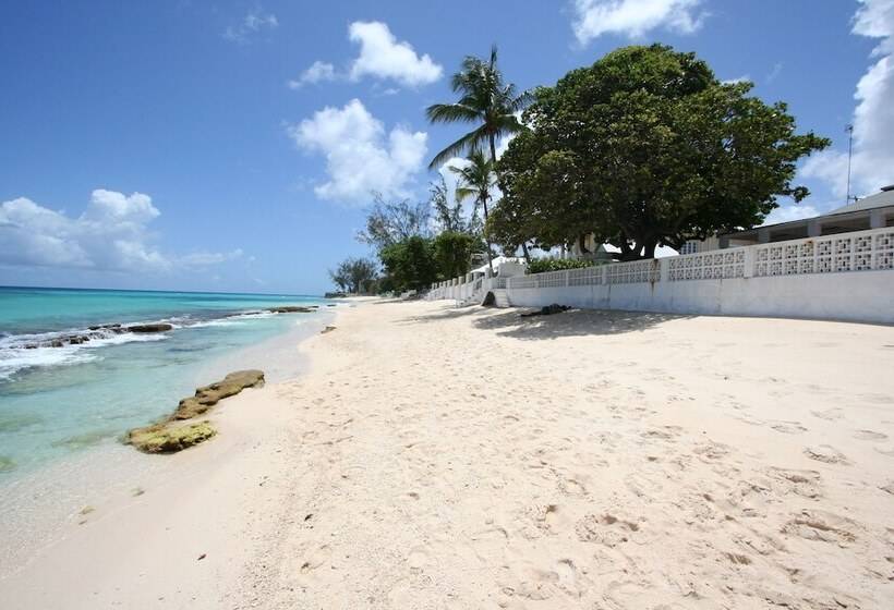 Worthing Court Apartment