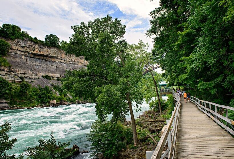 Crowne Plaza Hotel Niagara Falls/falls View, An Ihg