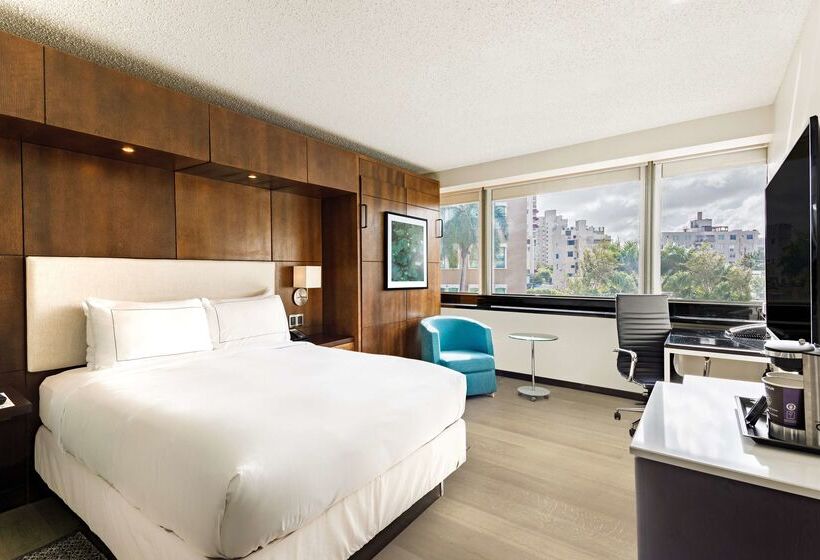 هتل Doubletree By Hilton San Juan