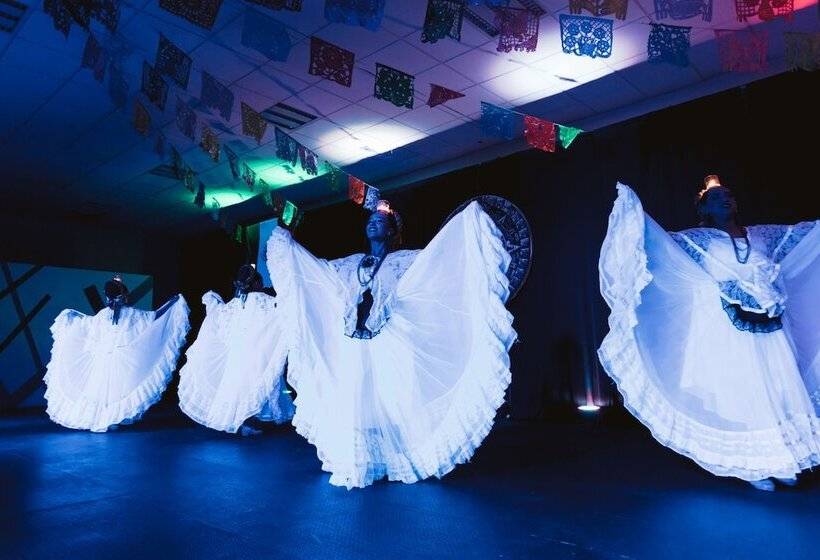 هتل Fontan Ixtapa