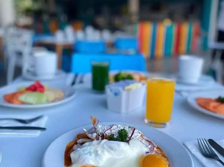 בית מלון כפרי Fontan Ixtapa