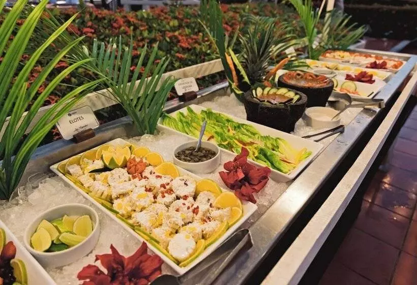 בית מלון כפרי Fontan Ixtapa