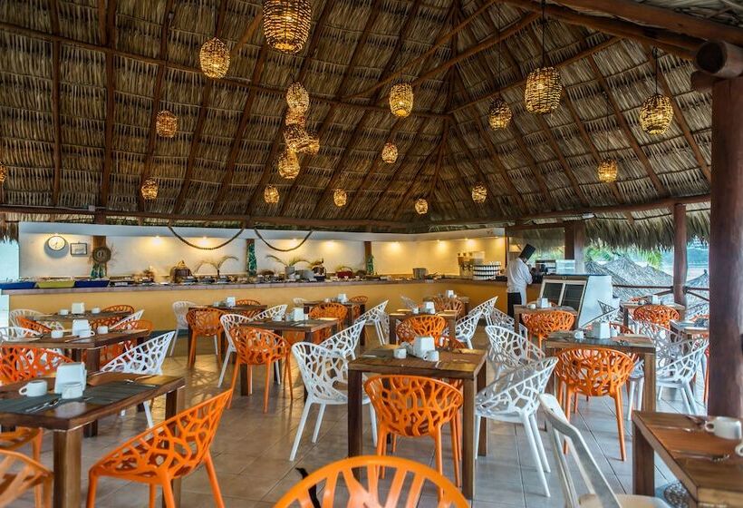 هتل Fontan Ixtapa