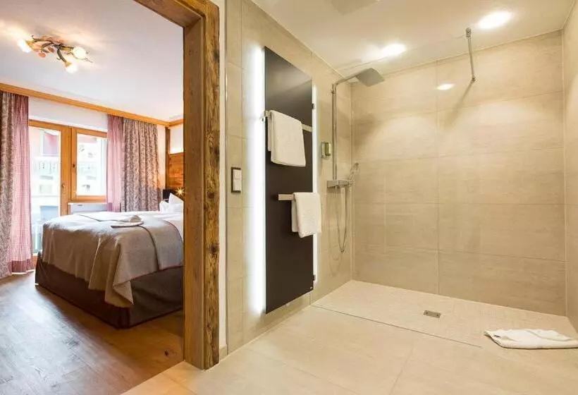 בית מלון כפרי Haller S Geniesser