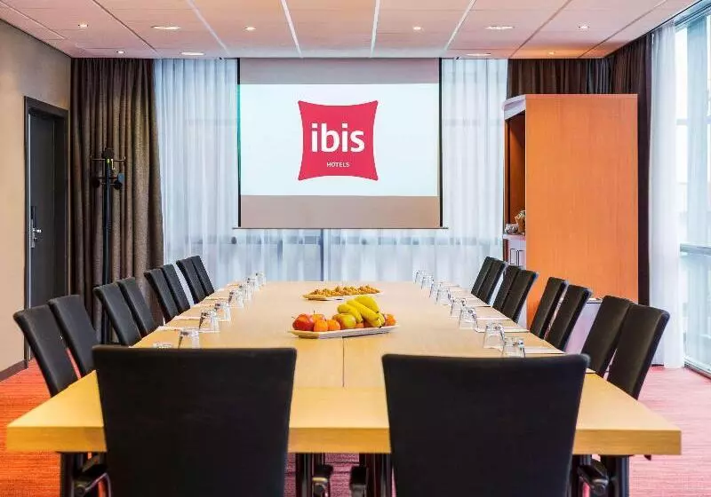 هتل Ibis Schiphol Amsterdam Airport