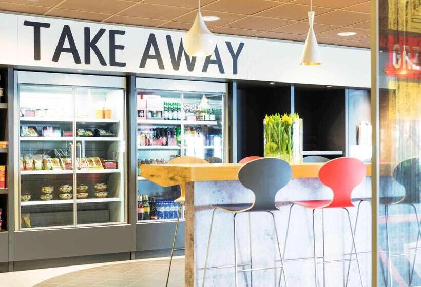 בית מלון כפרי Ibis Schiphol Amsterdam Airport