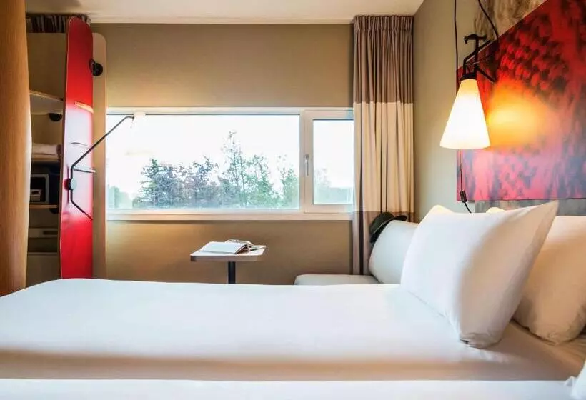 هتل Ibis Schiphol Amsterdam Airport