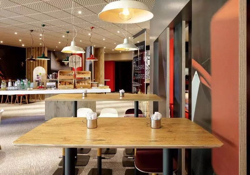 Hotel Ibis Porto Gaia