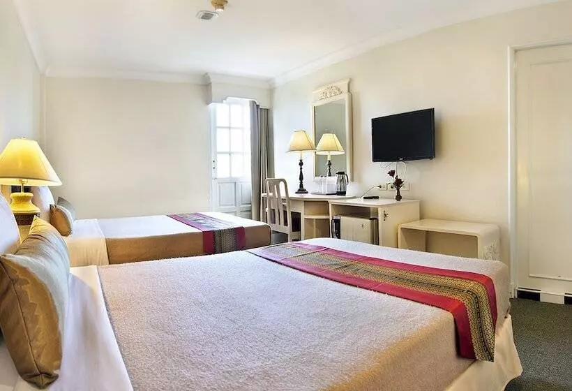 Royal Rattanakosin Hotel Sha Plus