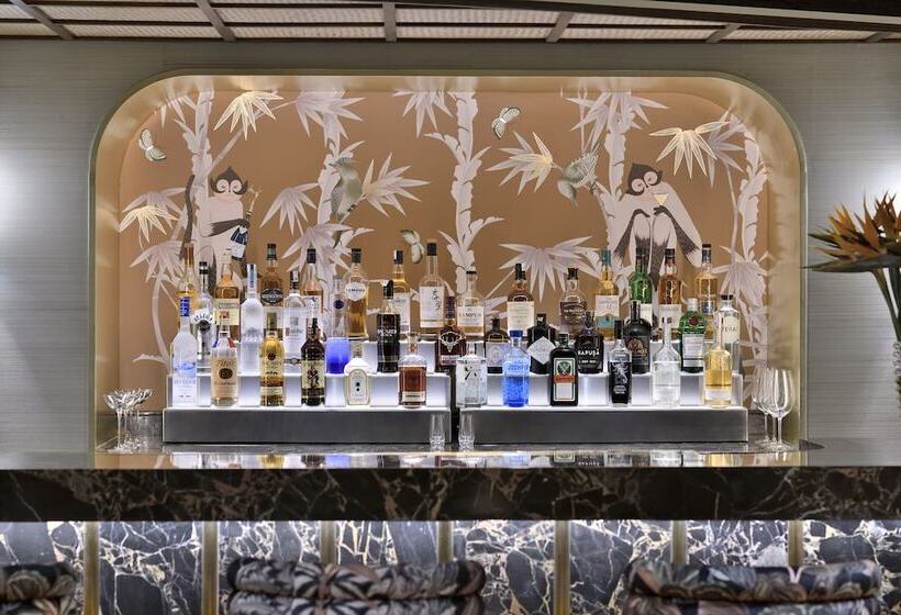 هتل Taj Mahal, New Delhi