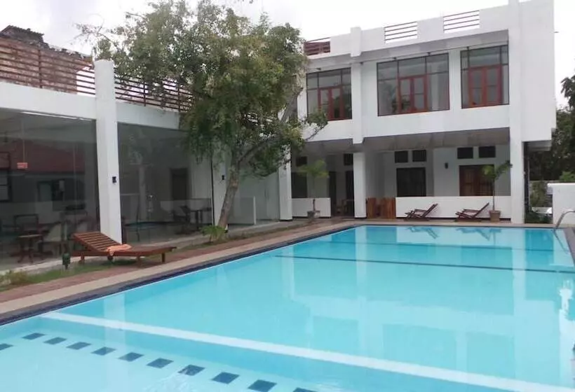 Отель Wind Mill Villa