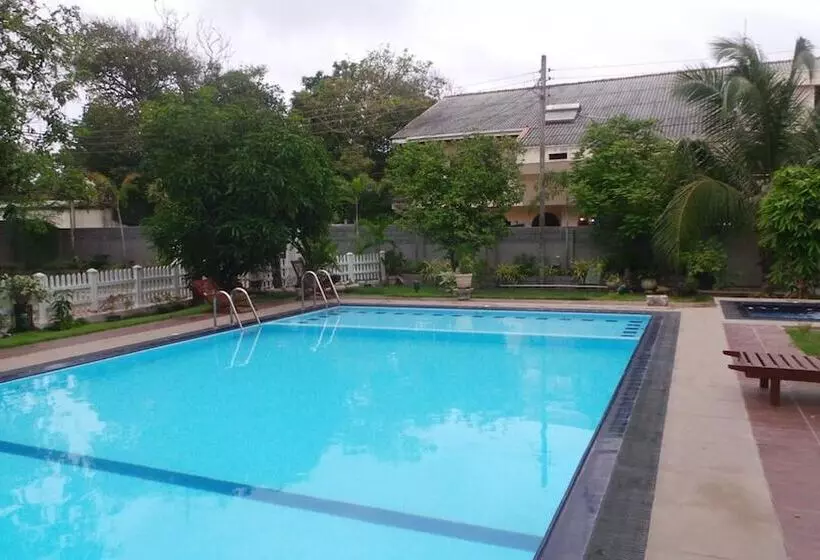 Отель Wind Mill Villa