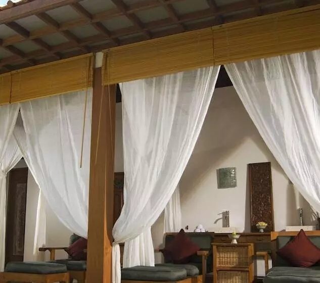 Alamkulkul Boutique Resort