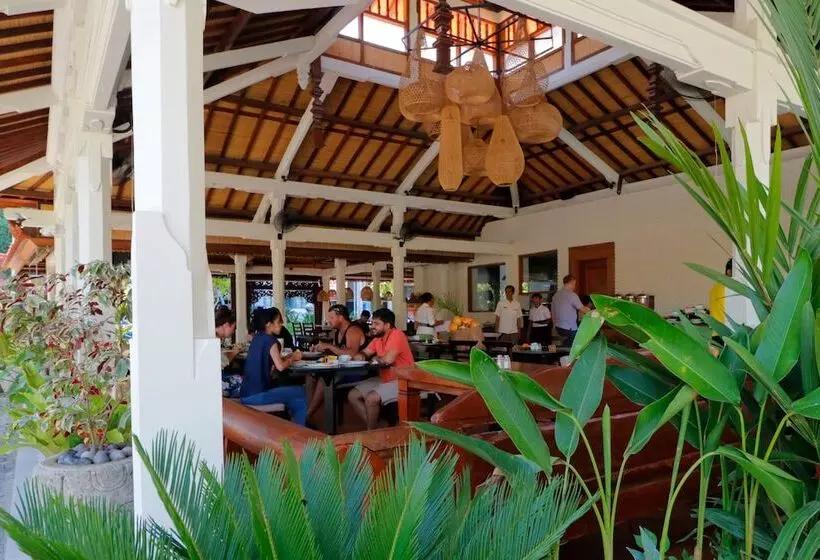 Adi Dharma Hotel Legian