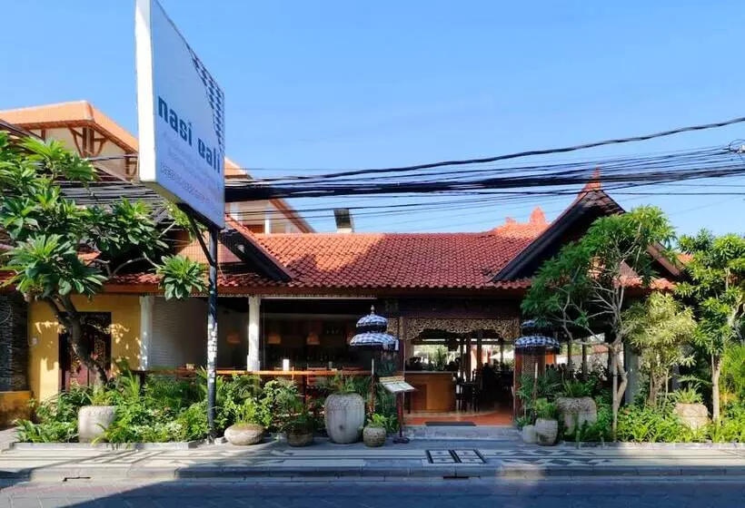 Adi Dharma Hotel Legian