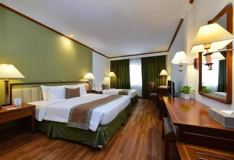 هتل Arawana Regency Park Sukhumvit
