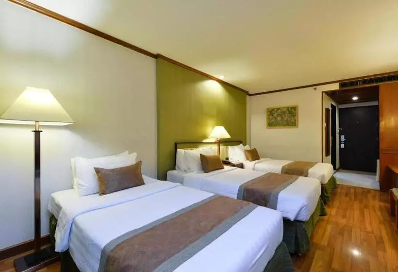 هتل Arawana Regency Park Sukhumvit