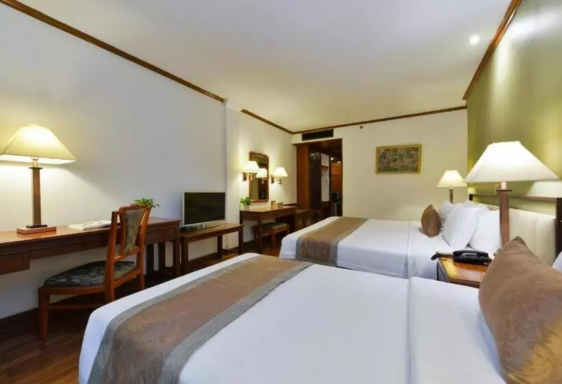 هتل Arawana Regency Park Sukhumvit