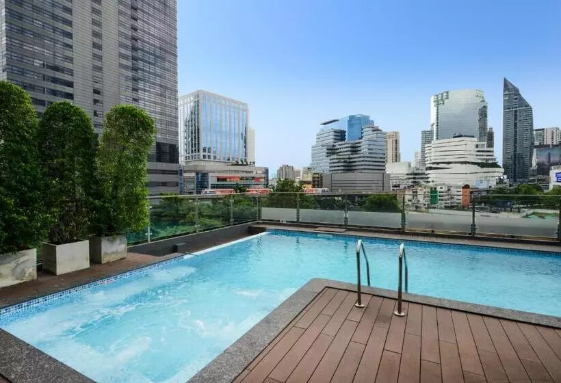 هتل Arawana Regency Park Sukhumvit