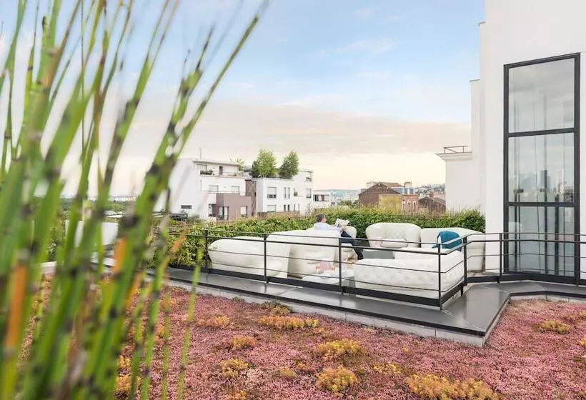 هتل Atrium By Happyculture