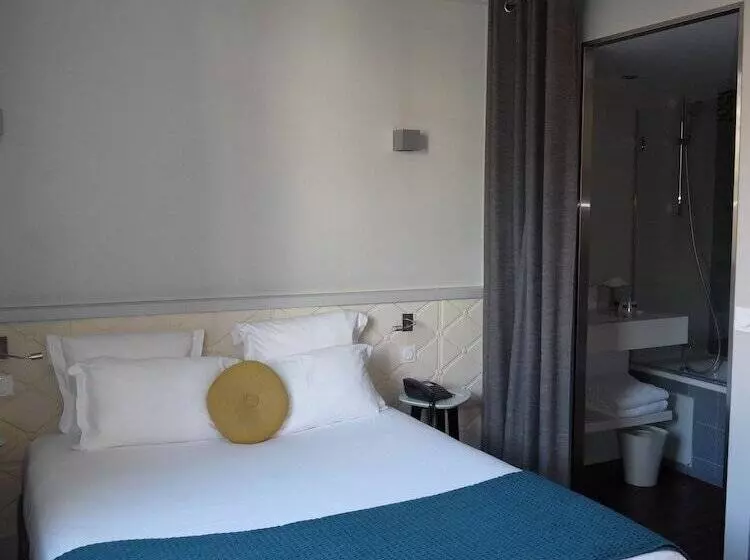 هتل Atrium By Happyculture