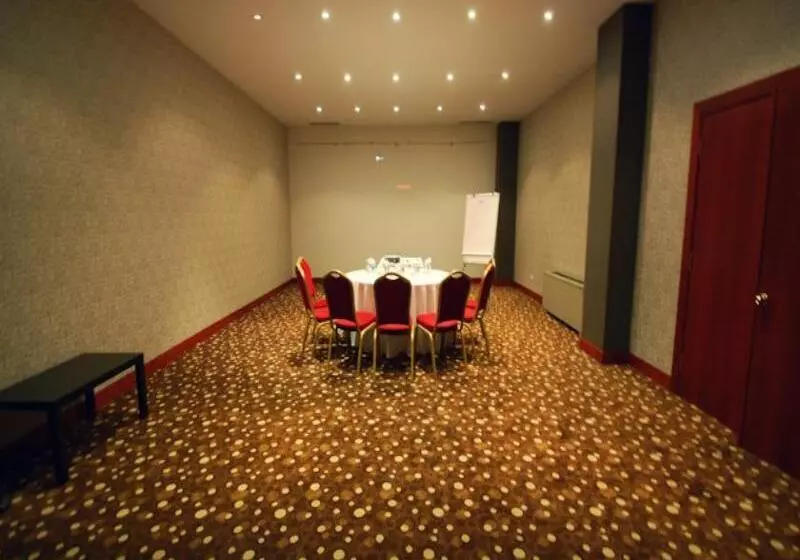 فندق Ege Palas Business