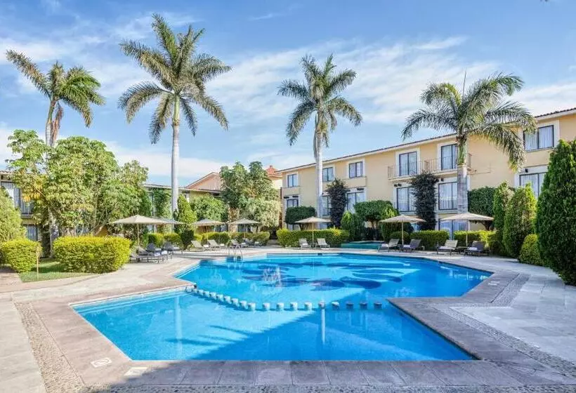 Отель Fiesta Inn Oaxaca