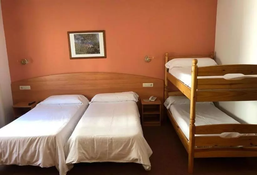 هتل Hermus Centre Vila