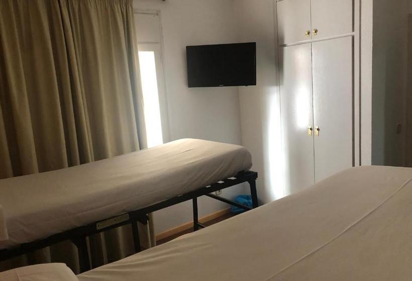 هتل Hermus Centre Vila