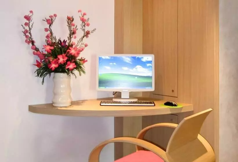 酒店 Ibis Styles Annecy Centre Gare