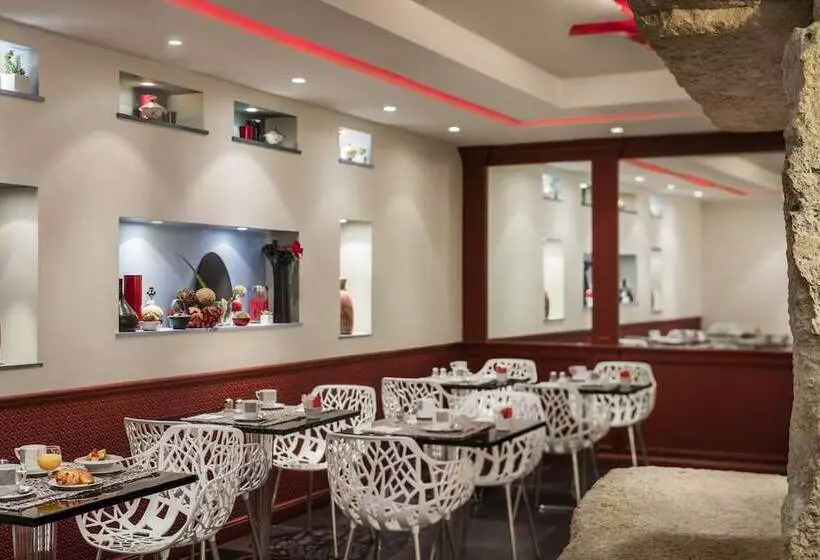 בית מלון כפרי Louvre Saint Honore