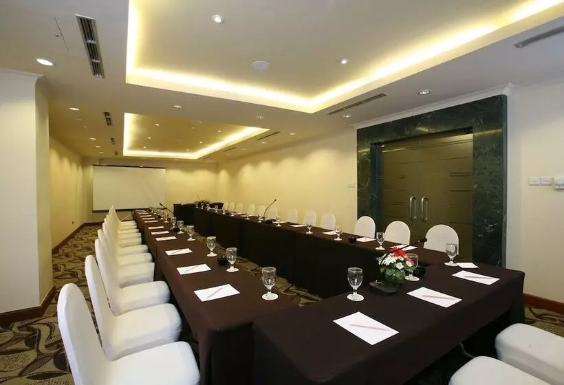 Millennium Hotel Sirih Jakarta