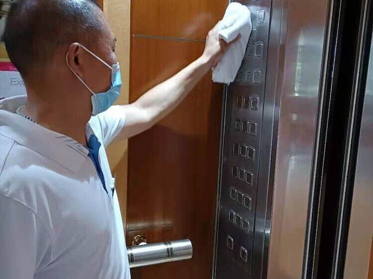 ホテル Ramada By Wyndham Pearl Guangzhou Canton Fair Free Shuttle Bus