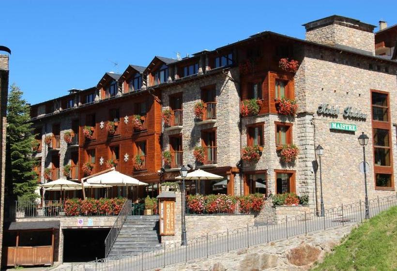 هتل Soldeu Maistre