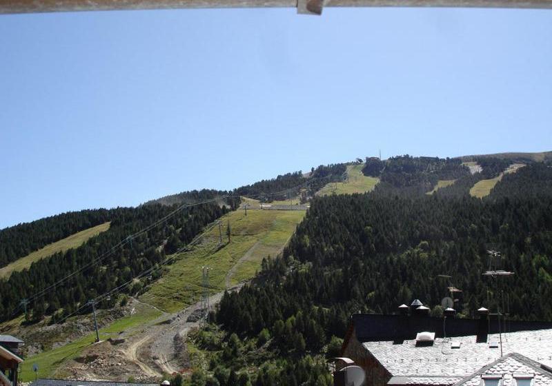 هتل Soldeu Maistre