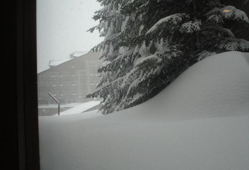 هتل Soldeu Maistre