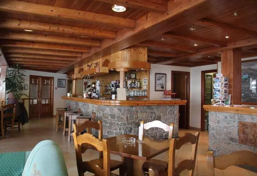 هتل Soldeu Maistre