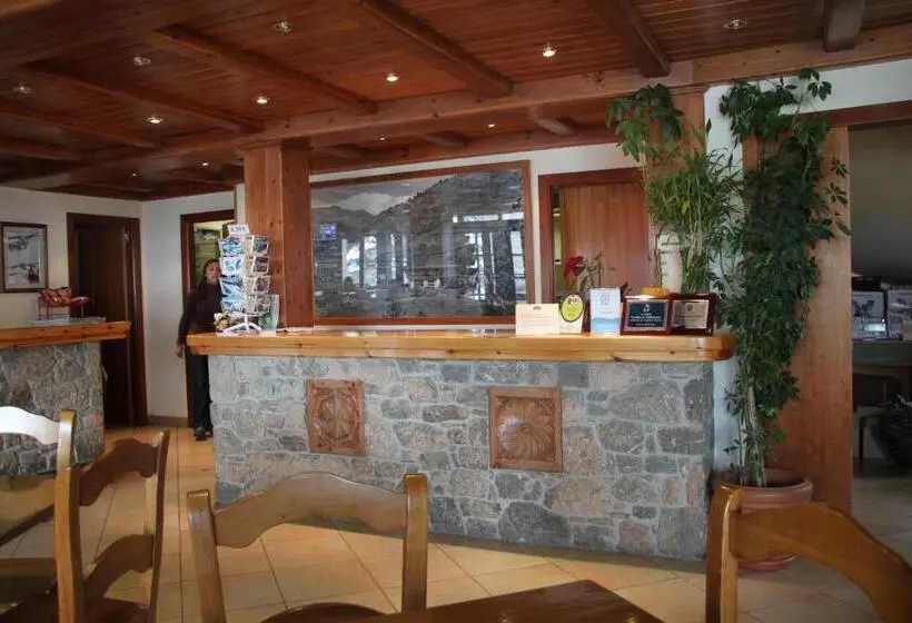 هتل Soldeu Maistre