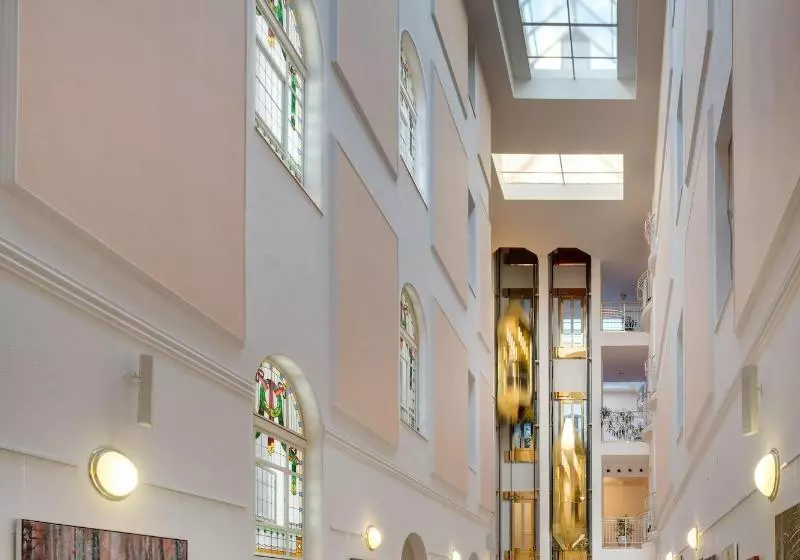 ホテル Danubius Health Spa Resort Hvezda-Skalnik