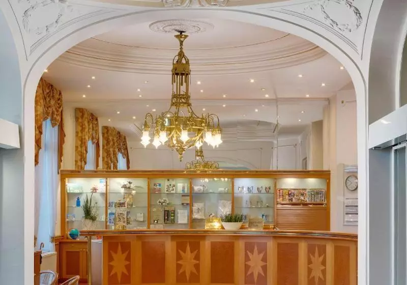 ホテル Danubius Health Spa Resort Hvezda-Skalnik