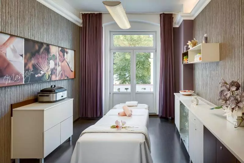 ホテル Danubius Health Spa Resort Hvezda-Skalnik