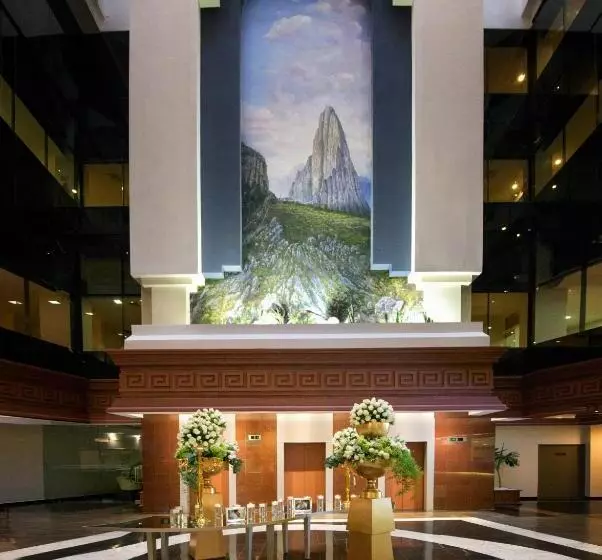 Hotel Krystal Monterrey
